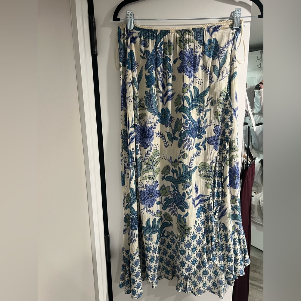Angie Midi Skirt